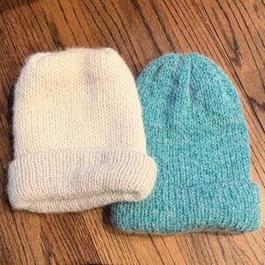 Women's Soft Knit Beanie Set - Cream and Blue